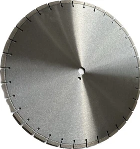 24 Inch Laser Welded Diamond Saw Blade for Cutting Concrete, Bricks, Stone, and - Picture 1 of 3