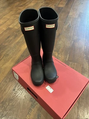 Hunter Women's Original Tall Rain Boots US 7 Matte Black - Image 1 of 4