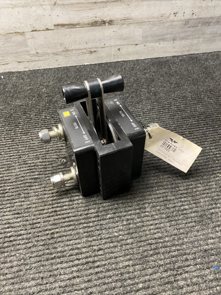 Interruptor de desconexión de batería NOS Bussmann 15178 24 voltios Foto 1 de 4