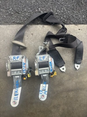 Cinturones de seguridad delanteros ambos lados Acura ILX-2013-2014-color negro originales Foto 1 de 3
