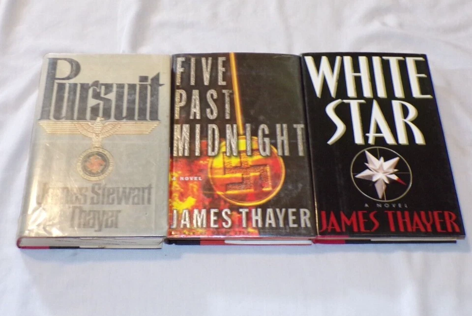 Lot 3 James Stewart Thayer HB Books Pursuit 1st Ed 5 Past Midnight White Star Foto 1 de 1