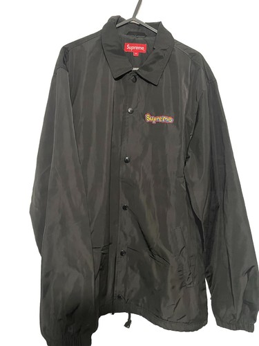 Giacca nera supreme con bottoni taglia M