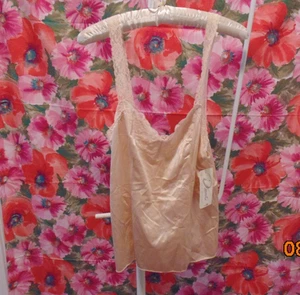 Vintage NWT Old Stock Deena Nylon Nude Cami Women Size 34 1980's -Made in USA - Picture 1 of 4