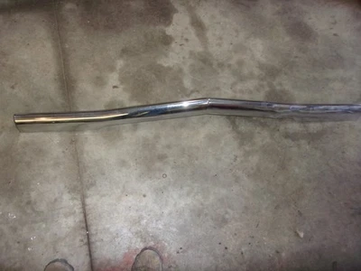 1968 雪佛兰 Impala SS 前保险杠镀铬中心栏 Belair Biscayne 雪佛兰 OE — 第 1/4 张图片