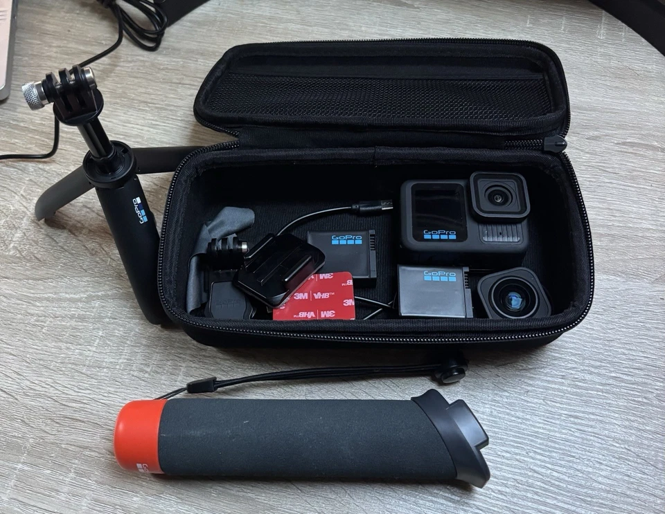 GoPro HERO13 Negra + Lente Ultra Ancha Mod + con 2 Baterías Extra y 64GB  Foto 1 de 4