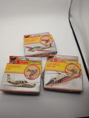 playkit modellini aereo elicottero agusta fiat morava plastica 1:100 aviazione - Immagine 1 di 4