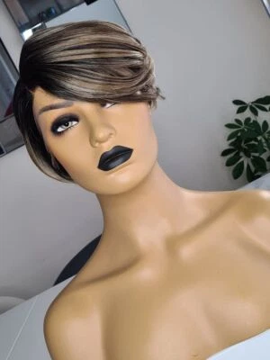 Peluca negra gris marrón corta recta suave 13×4 encaje frontal cabello humano natural Foto 1 de 4