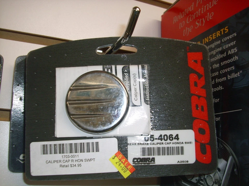 VTX1800C 02-08 COBRA TAPA PINZA TRASERA BARRIDA 05-4064 Foto 1 de 1