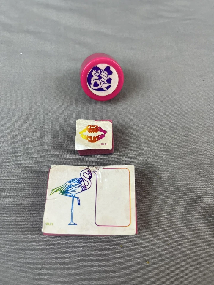Lote De 3 Estampillas De Colección Lisa Frank Espuma Labios De Gato Flamenco Foto 1 de 4