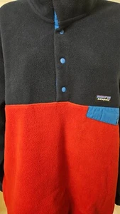 Patagonia Synchilla Snap-T Fleecepullover rot/marineblau - Gr. XL - Bild 1 von 7