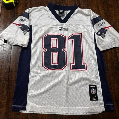 New England Patriots Randy Moss Reebok NFL White Football  Jersey Youth/Boys L - Image 1 of 4