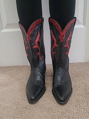 Botas de Vaquero DINGO De Colección Rojo Negro Años 60 Gorpcore Rodeo Para Mujer’s 7.5 Gótico  Foto 1 de 4