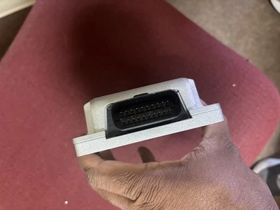 Amplificador de stock Harley Davidson Street Road Glide Touring Rockford Fosgate 2023/24 Foto 1 de 3