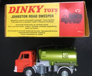 Dinky Toys GB #451 Ford D800 Johnston Road Sweeper - Picture 1 of 8