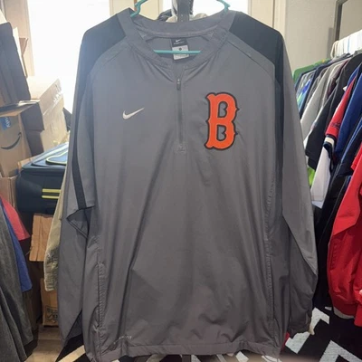 Chaqueta cortavientos rara Nike Boston Red Sox parche cosido Dugout talla pequeña ajuste de tormenta Foto 1 de 4