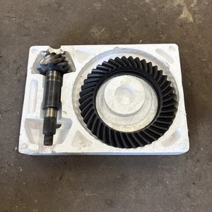 High Pinion Dana 60 4.10 Ring and Pinion Gears FORD F350 reverse Rotate 87-97 - Picture 1 of 4