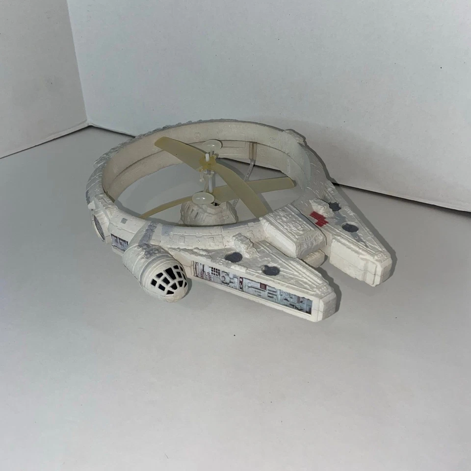 2009 Star Wars Speed Stars Controle Remoto Millennium Falcon APENAS Hasbro Brinquedo de Controle Remoto - Imagem 1 de 4