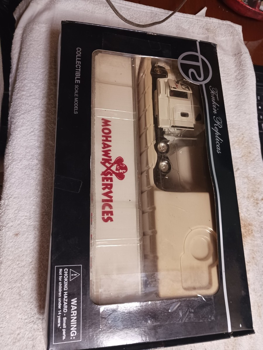 超希少Tonkin Replica's1/53 オイルトランスポートトレーラー Tonkin Replicas Truck 1:53 Scale Diecast Cars, Trucks & Vans