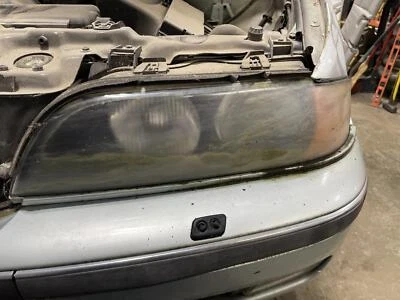 Conjunto de faro izquierdo usado se adapta a: BMW 528I 2000 halógeno izquierdo grado A Foto 1 de 4