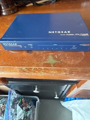 Firewall VPN Netgear ProSafe modelo: FVS318  Foto 1 de 4
