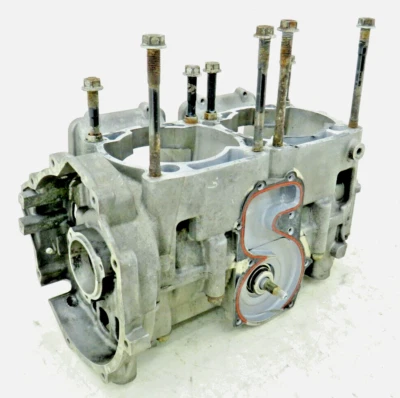 2008 Polaris IQ Dragon 700 Crankcase Kit Engine Motor Cases JP3 - Image 1 of 4