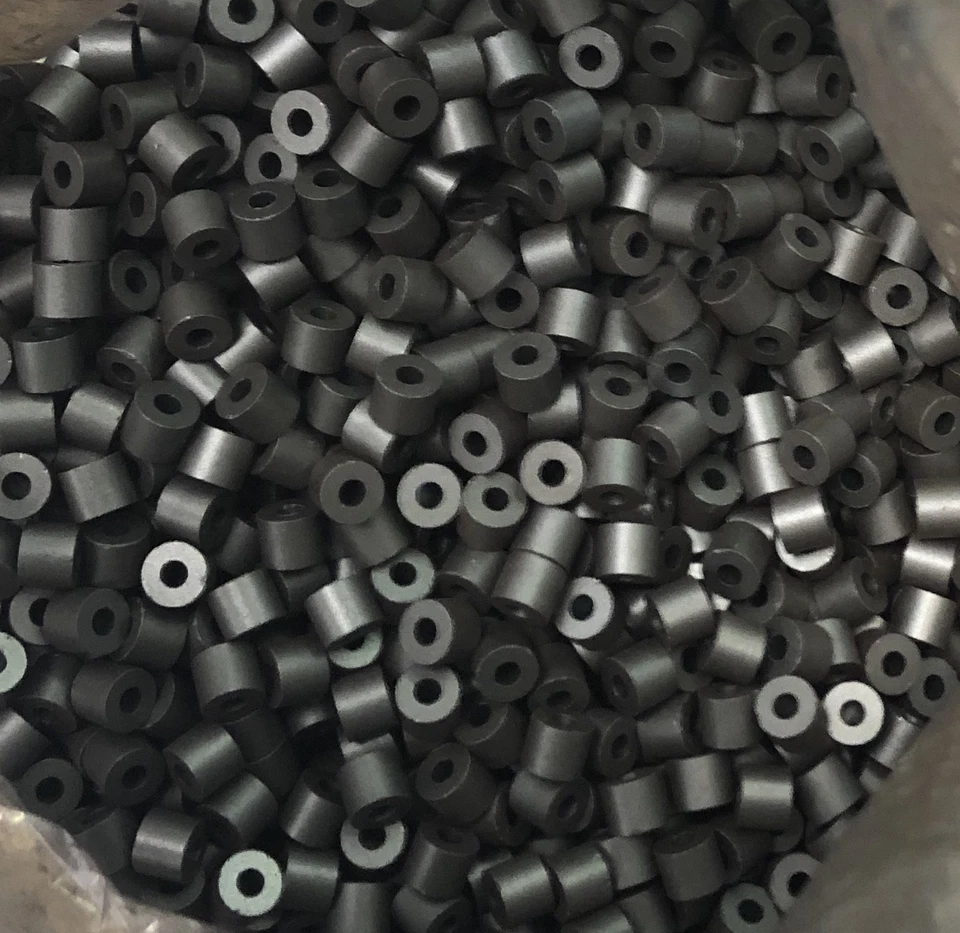 FERROXCUBE YAGEO BD5.1/2/4-3S1 -  FERRITE CORE, CYLINDRICAL, 21OHM  Qty.100 - Image 1 of 1