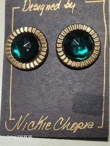 Nickie Chopra Design Emerald GREEN Facetted CABOCHONS on Brass CLIP On EARRINGS - Picture 1 of 5
