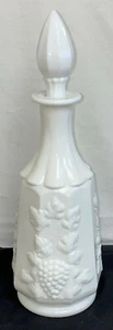 Westmoreland PANELED GRAPE WHITE *13" DECANTER & STOPPER* PG125 - Picture 1 of 2