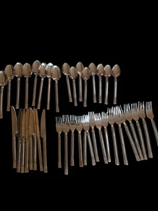 Retroneu Latitudes Stainless 18/10 Steel Flatware Service For 8 Industrial Twist - Picture 1 of 5