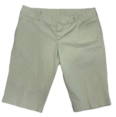 Lacoste Women’s Bermuda Shorts Size 42 US 10 Green Cotton Stretch - Image 1 of 4