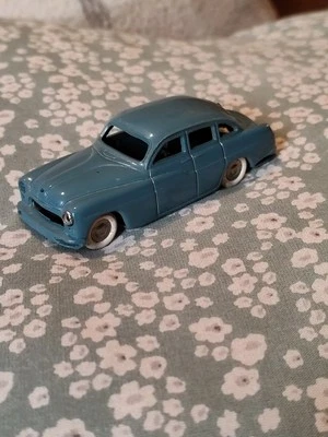 Voiture Gégé Ford Vendôme à Friction Rare  - Photo 1/4