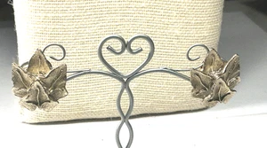 BSK Earrings Cast Textured Ivy Leaf Design Gold Tone Clip On Lot 73A - Picture 1 of 5