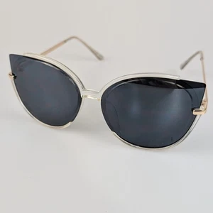 Cat Eye Sonnenbrille klares Gestell schwarze Gläser goldfarben Akzent moderne Mode - Bild 1 von 11