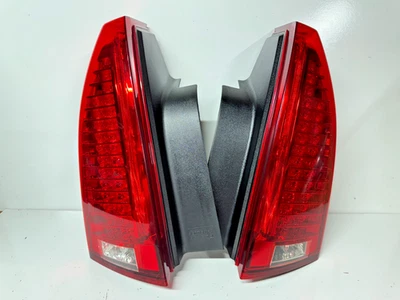 Cadillac CTS 2008-2013 sedán pasajero conductor luces traseras conjuntos OEM Foto 1 de 4
