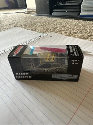 Coche Kurt Busch Haas Automation 500th Start 2014 escala 1:64 Foto 1 de 3