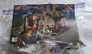 Lego City #5  60271 PARK  ONLY Unopened With Book Main Square Set  - Picture 1 of 1