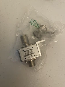 Pasternack PE73SP1032 UHF F/F In/Out Bulkhead Coax RF Surge Protector 1.5MHz - Picture 1 of 2