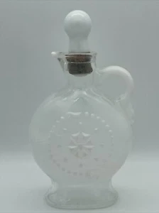 VTG Jim Beam White Opalescent Glass Whiskey Liquor Decanter w/Cork Stopper Ch3 - Picture 1 of 7