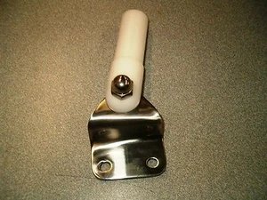 BOSTON WHALER REVERSIBLE PILOT SEAT DELRIN PIN - Picture 1 of 4