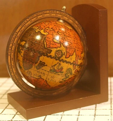 De Colección Viejo Mundo Globo Único Sujetalibros Zodiaco Terrestre Madera Hecho en Italia Foto 1 de 4