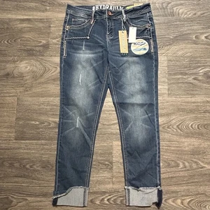 NWT Hydraulic Juniors Size 13/14 Emma Mid Rise Blue Jeans Medium Wash Cuffed Hem - Picture 1 of 9