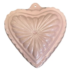 Large Pink Ceramic Heart Mold Jello Wall Hanging - Picture 1 of 9