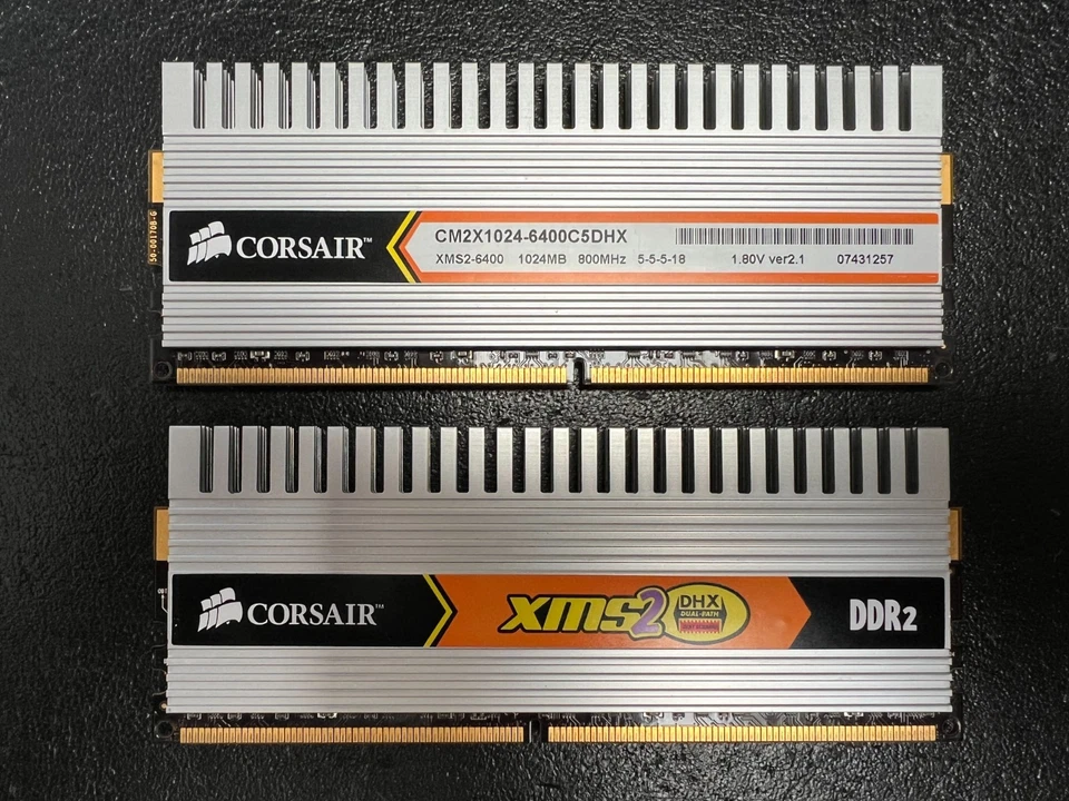 Corsair XMS2-6400 2GB DDR2 RAM Memory - 2 STICKS OF CM2X1048-6400C5DHX - Image 1 of 1
