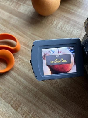 JVC Cybercam GR-D70 Mini DV Camcorder, Has trouble code on screen, see pictures - Image 1 of 4