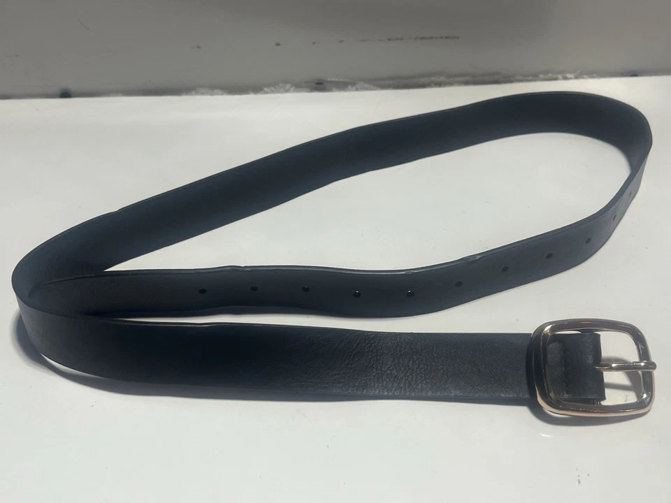 Cinturón de mujer IW3070 imitación cuero negro hebilla oro rosa” Foto 1 de 4