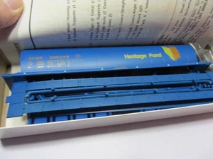 Inter Mountain HO Scale Alberta Heritage 4-Bay Covered Hopper Kit ALNX-03 - Picture 1 of 3