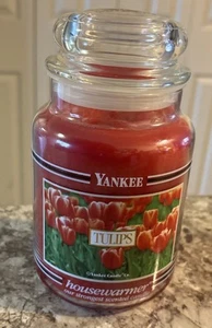 Yankee Candle Tulips Red Floral Large 22 oz. Original Jar White Stripe RETIRED - Picture 1 of 7