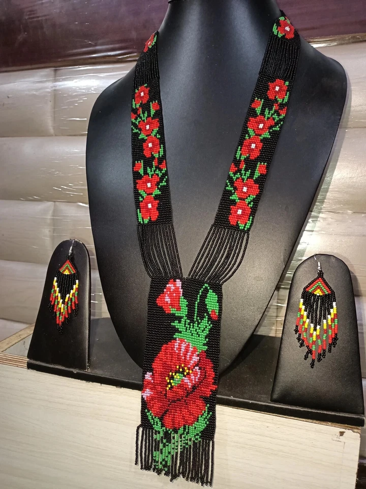 Pendientes Collar Boho Cuentas Hechos a Mano Cuentas Semilla Americano Ucraniano Tradicional Foto 1 de 2