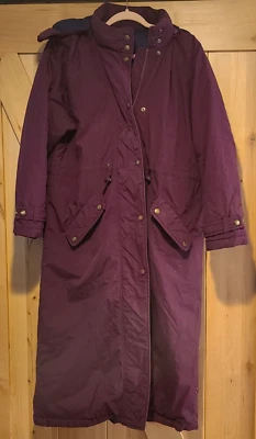 LL Bean Vintage Goose Down Long Insulated Parka Hooded Coat Women’s Medium Petit - Image 1 of 4