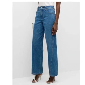 A.L.C. Abbott Straight Jeans Size 26 Medium Wash - Picture 1 of 15